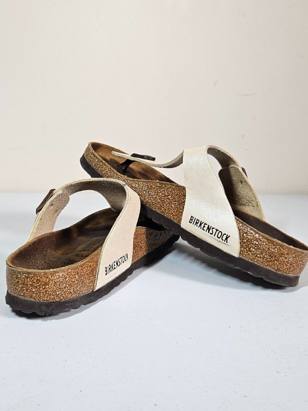 Womens Birkenstock Gizeh Thong Sandals Pearl White Metallic Size 36 Regular